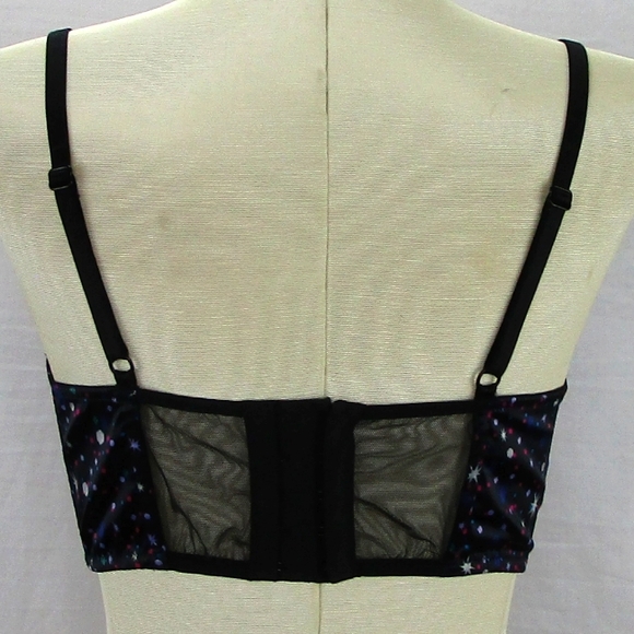 Victoria Secret Demi Bra - Picture 2 of 6